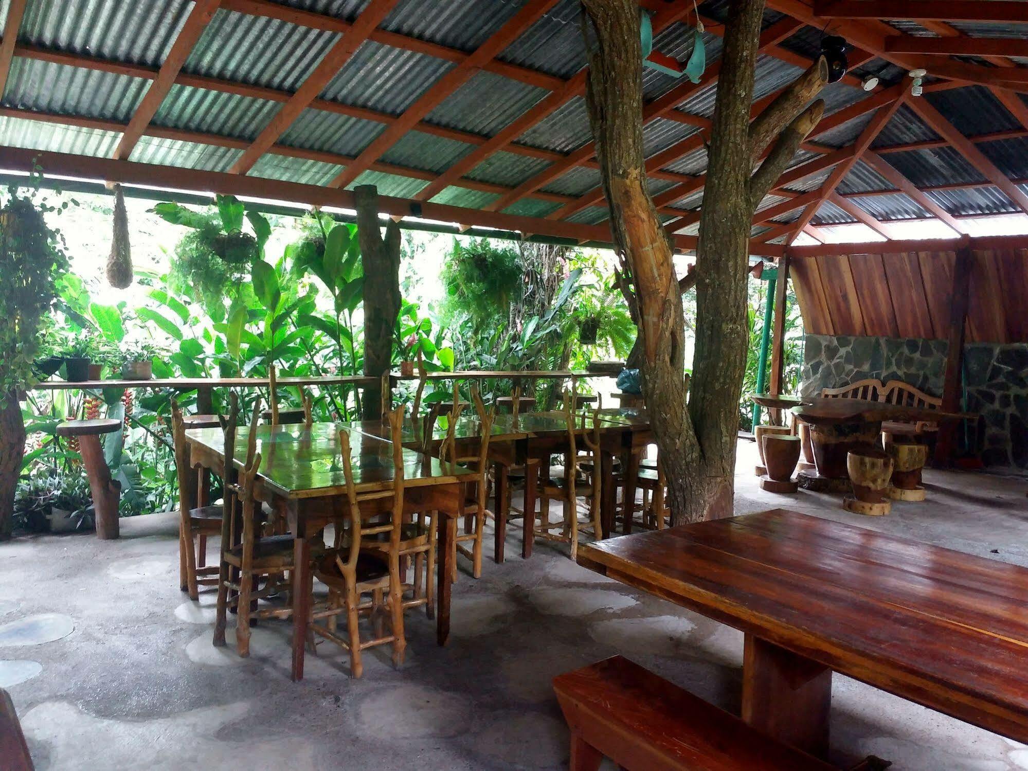 Rancho De Lelo Ecolodge Monteverde Екстериор снимка